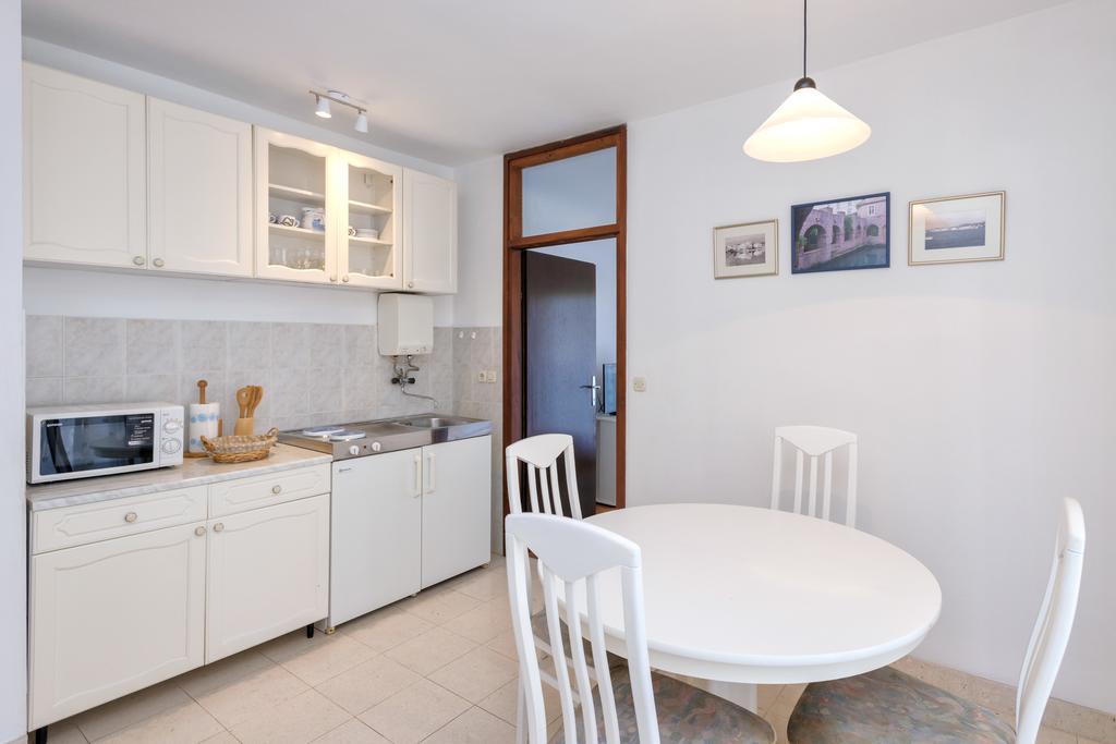 Mi Apartment Stari Grad  Eksteriør bilde